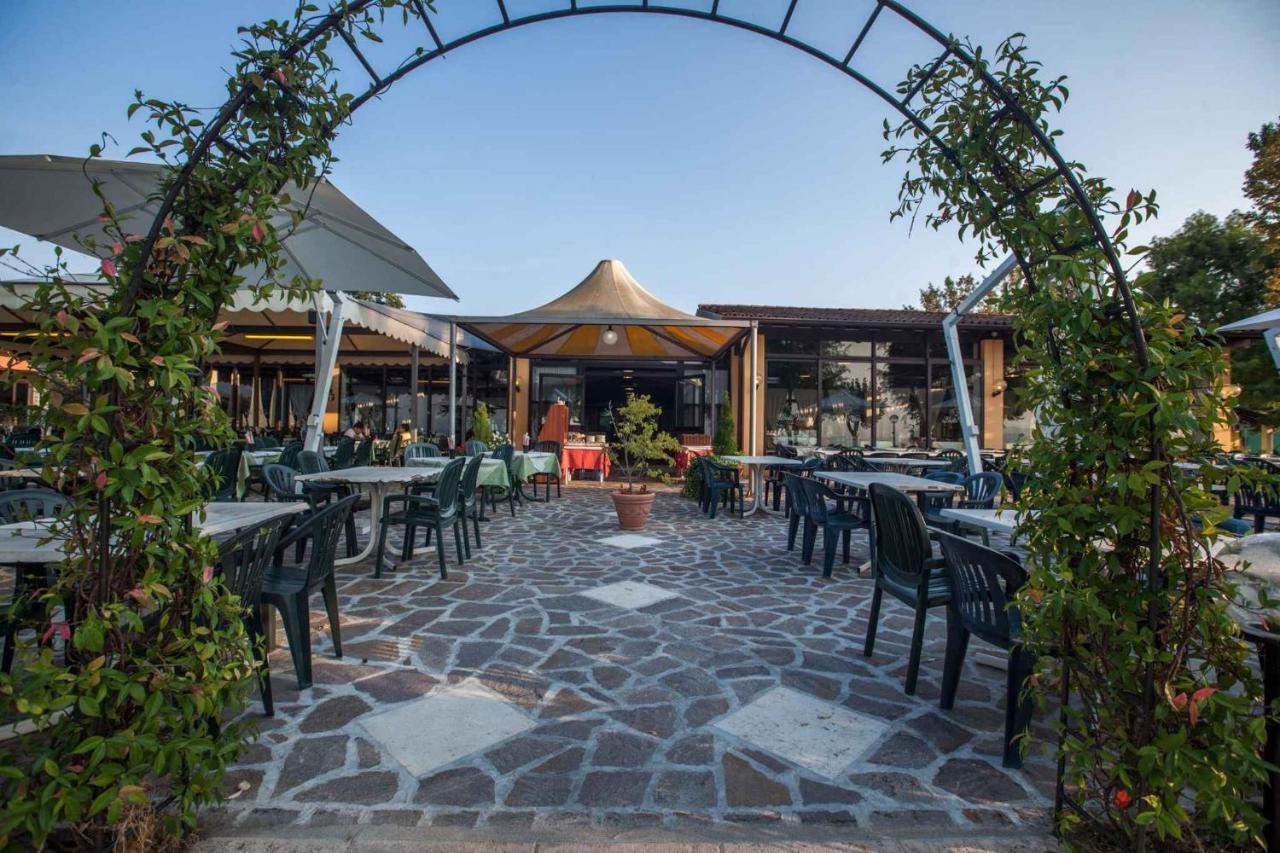 Mobilehomes In Sirmione/Gardasee 22177 Ngoại thất bức ảnh